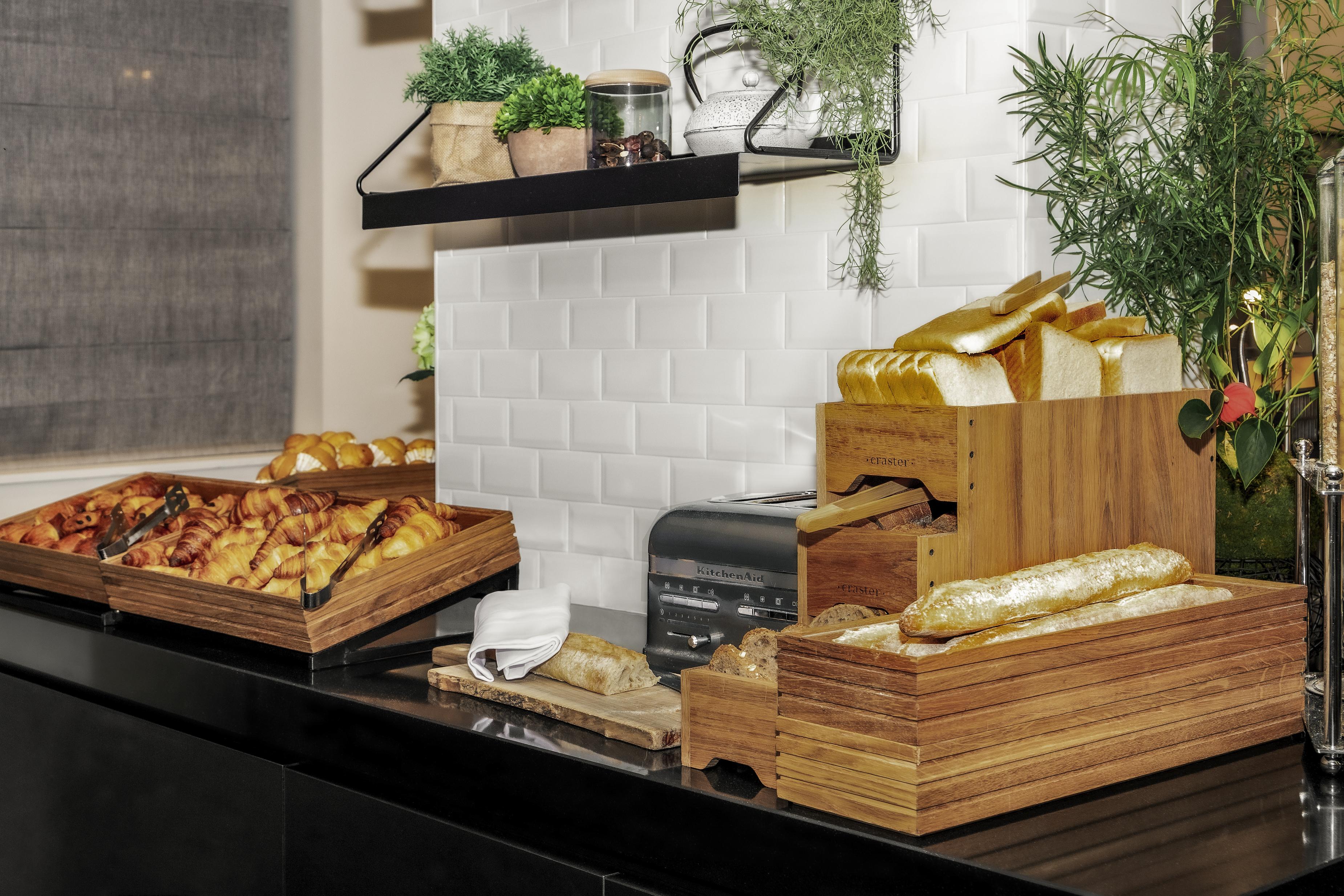 Novotel Paris 17 Bagian luar foto