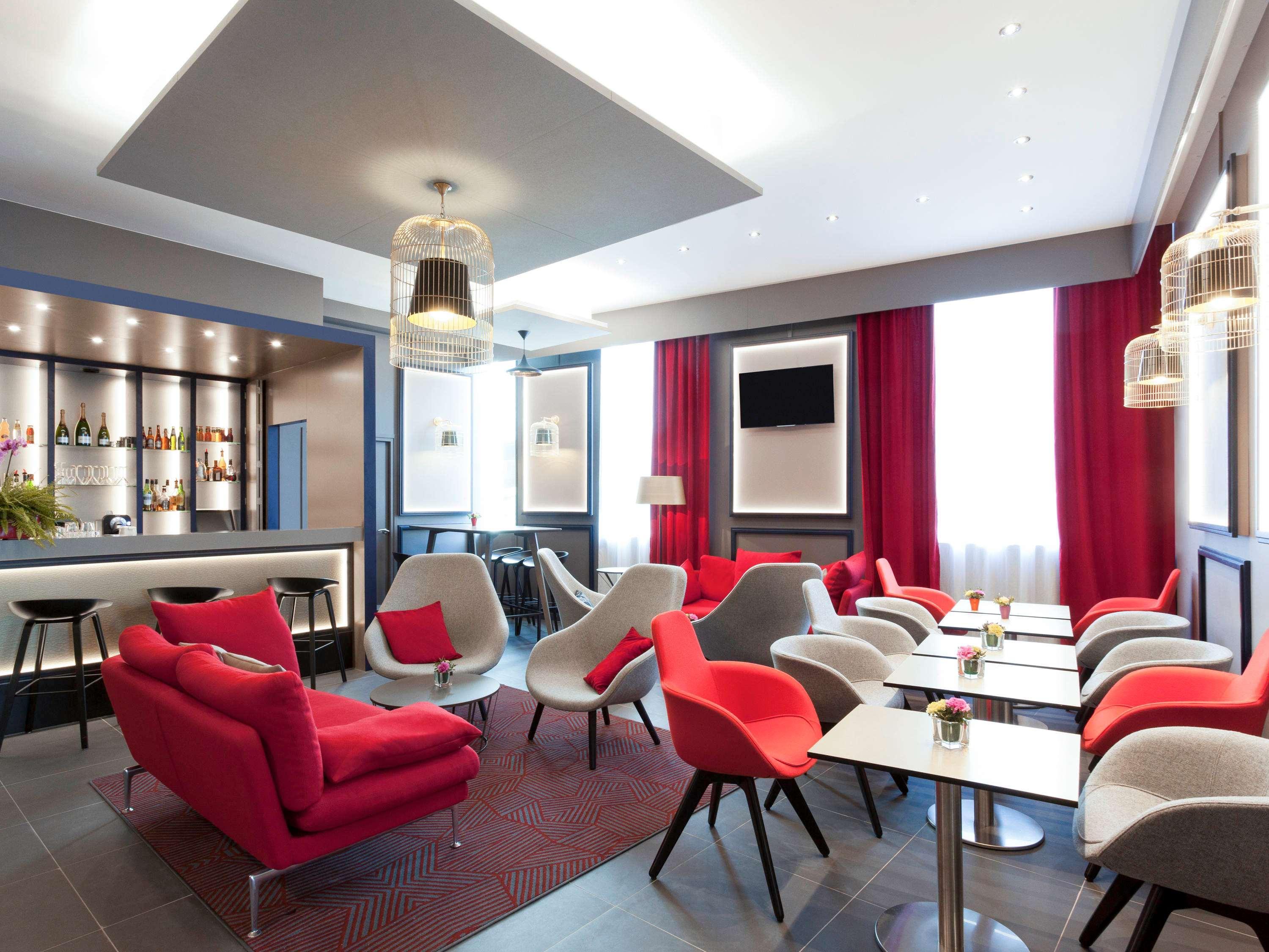 Novotel Paris 17 Bagian luar foto