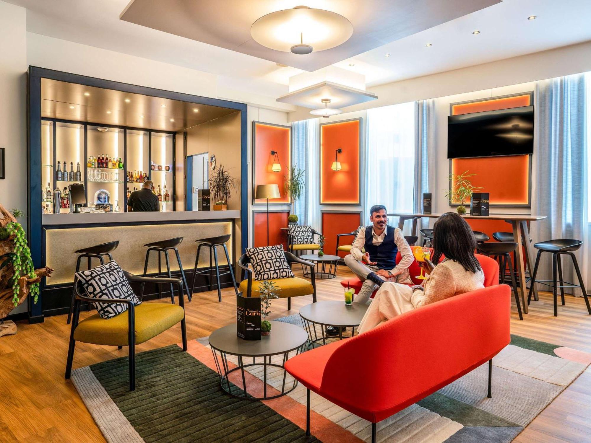 Novotel Paris 17 Bagian luar foto