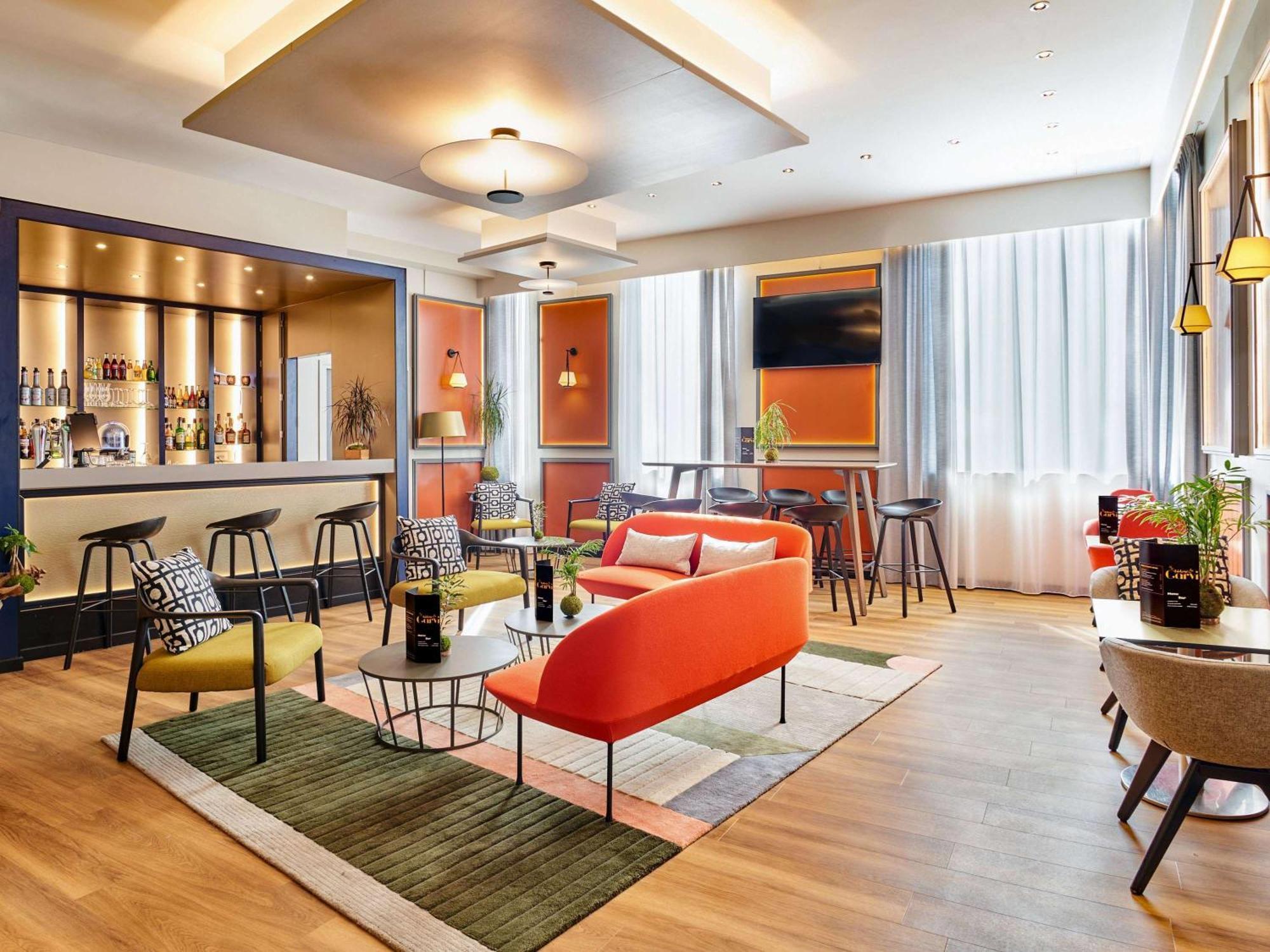 Novotel Paris 17 Bagian luar foto
